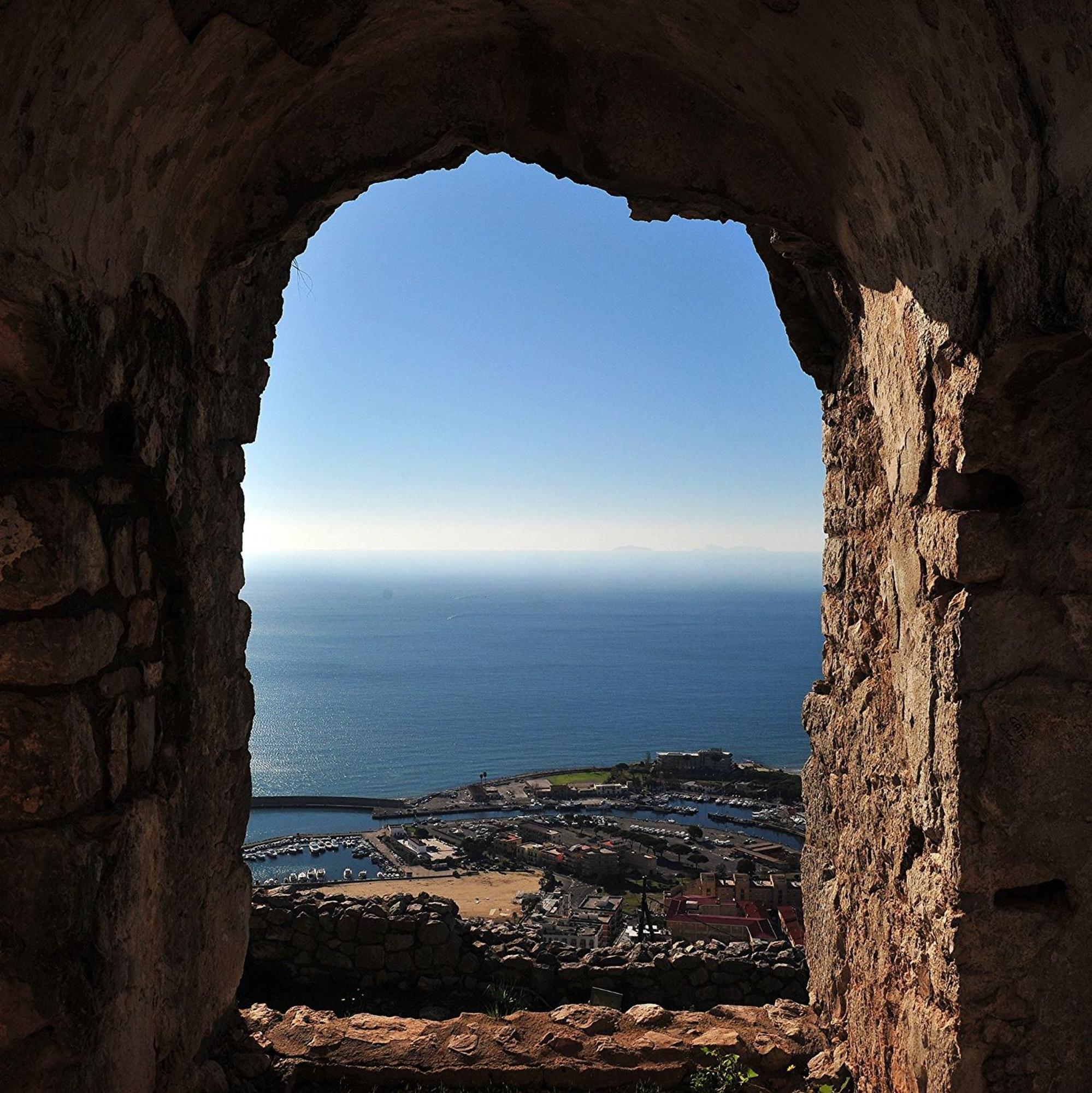 Luxury Suite - Teatro Romano - Duomo - Centro Storico Wi-Fi Terracina Buitenkant foto